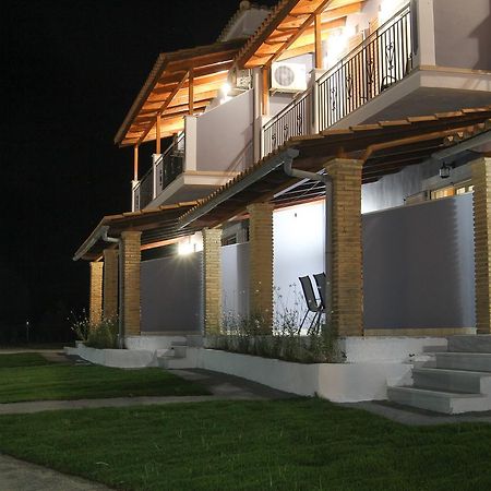 Seablue Houses Tragaki Exterior photo